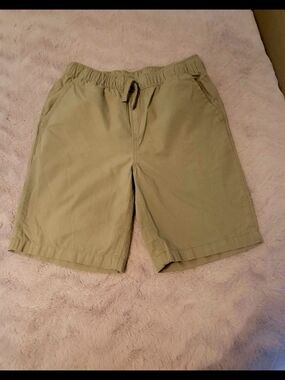 Place Boys Drawstring Flat Front Shorts in Olive Green